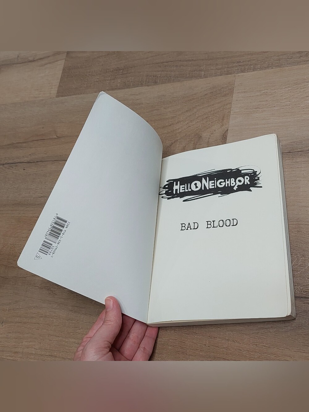Hello Neighbor. Paperback Book 📖 - Picture 15 of 16